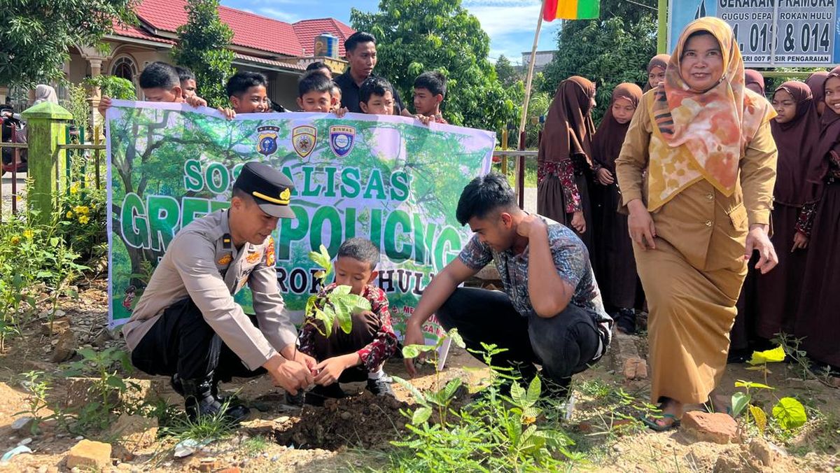 Polres Rohul Luncurkan Inisiatif Penanaman Pohon di Lingkungan