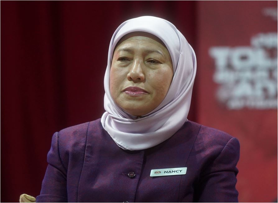 Penghargaan Menteri untuk Pahlawan Wanita pada Hari Istimewa