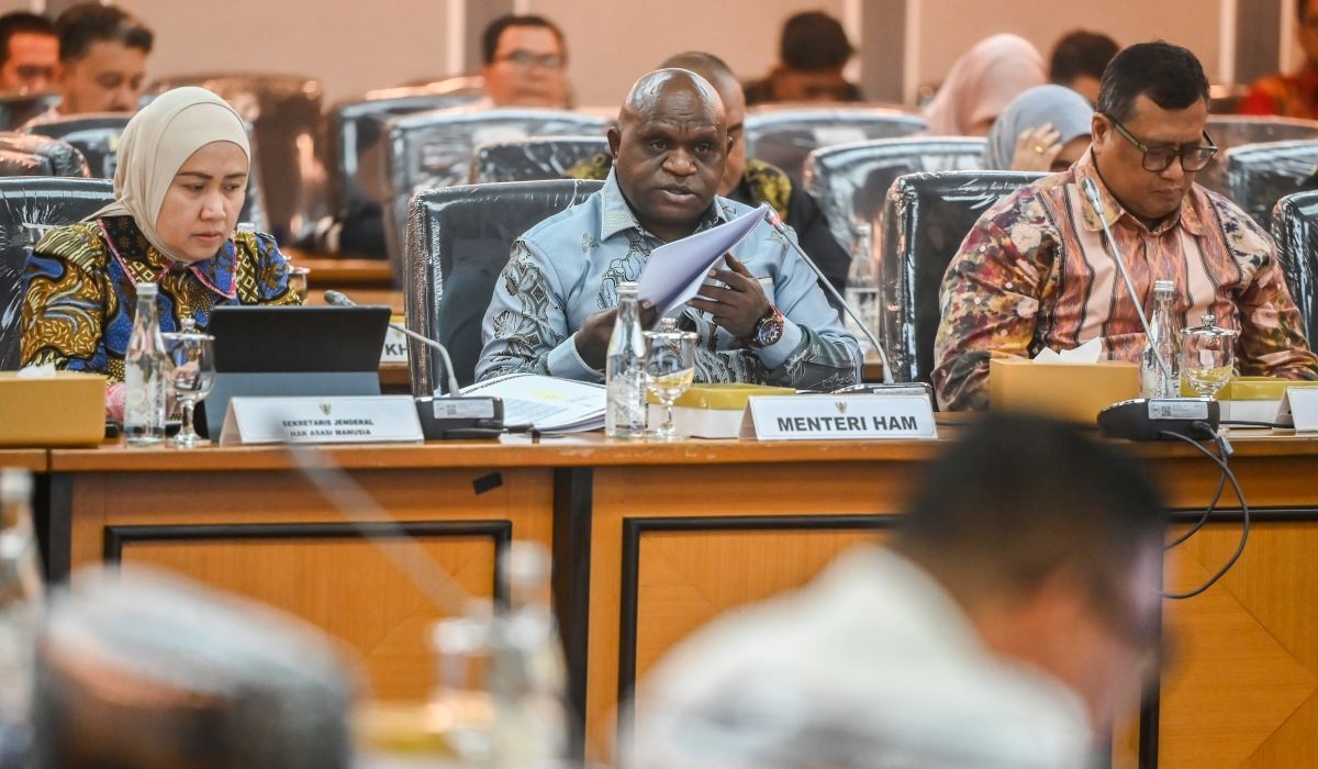 Natalius Pigai Pertahankan Posisi HAM Era Prabowo