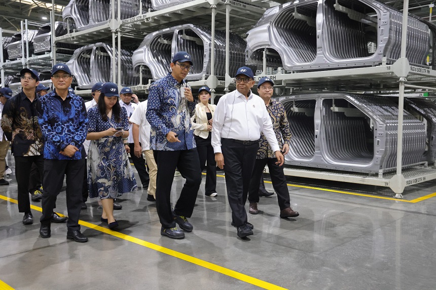 Kemnaker Siapkan SDM untuk Revolusi Kendaraan Listrik