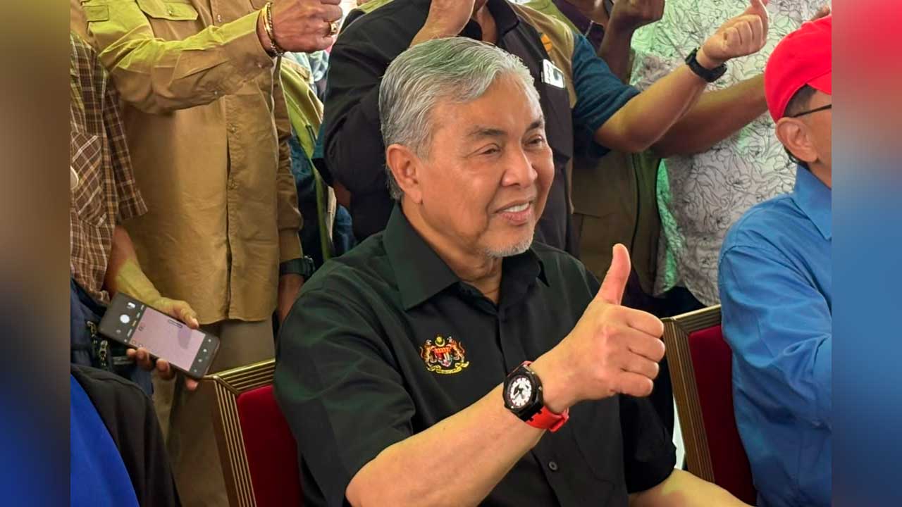 PRN Negeri Sembilan: Zahid Ingatkan Sanusi soal Isu Kaum